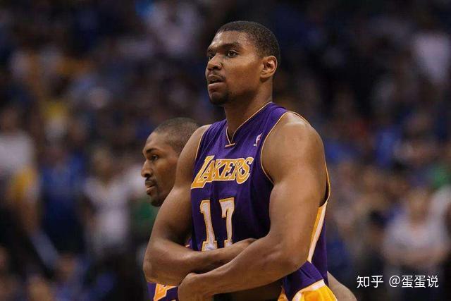 三亚亚沙会丨沈萍、颜鹏：担任中国体育代表团旗手倍感荣幸