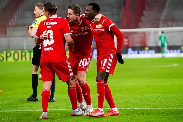 世预赛欧洲区分档：法、西、葡、意、英、德一档